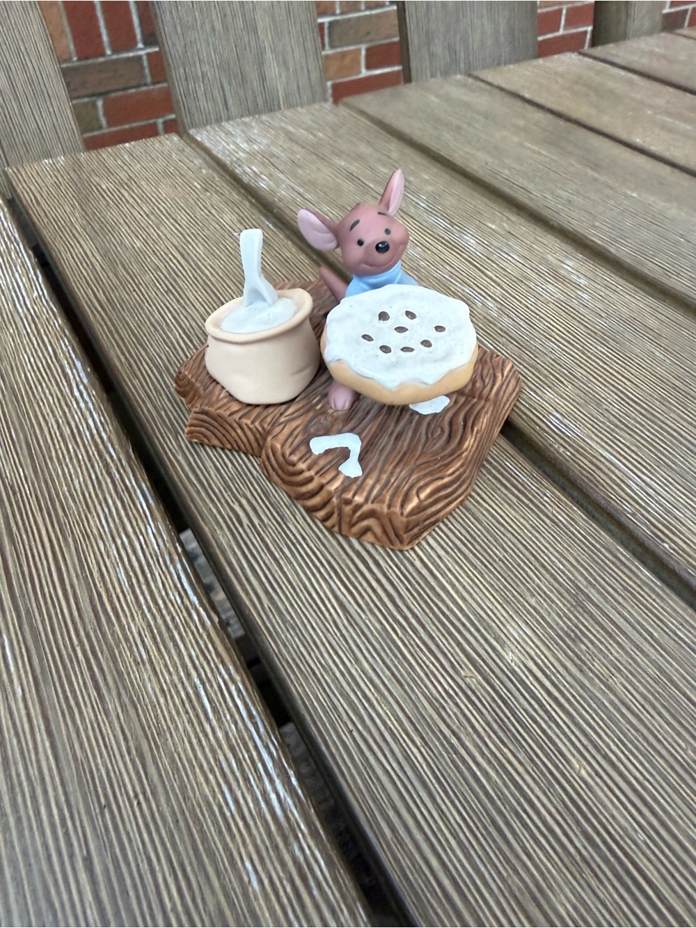 Disney Winnie the Pooh & Friends Roo Baking Cookies Figurine